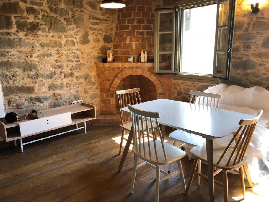 Lemon'S Cottage House, Volissos, Chios エクステリア 写真