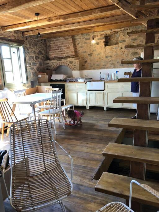 Lemon'S Cottage House, Volissos, Chios エクステリア 写真